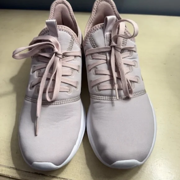 Adidas Womens Cloudfoam sneakers - Picture 2 of 2